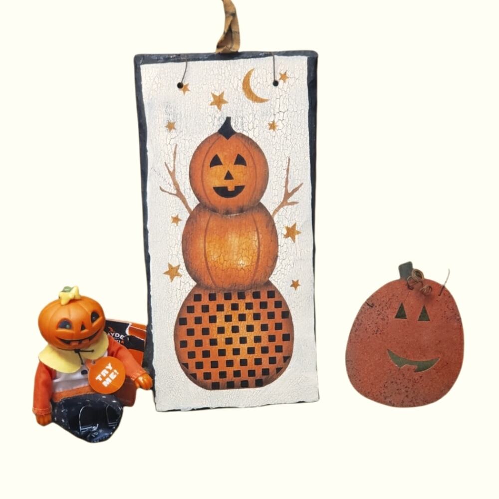 Rustic Slate Pumpkin Wall Decor & Animated Plush Lights Up & Makes Spooky Sound
